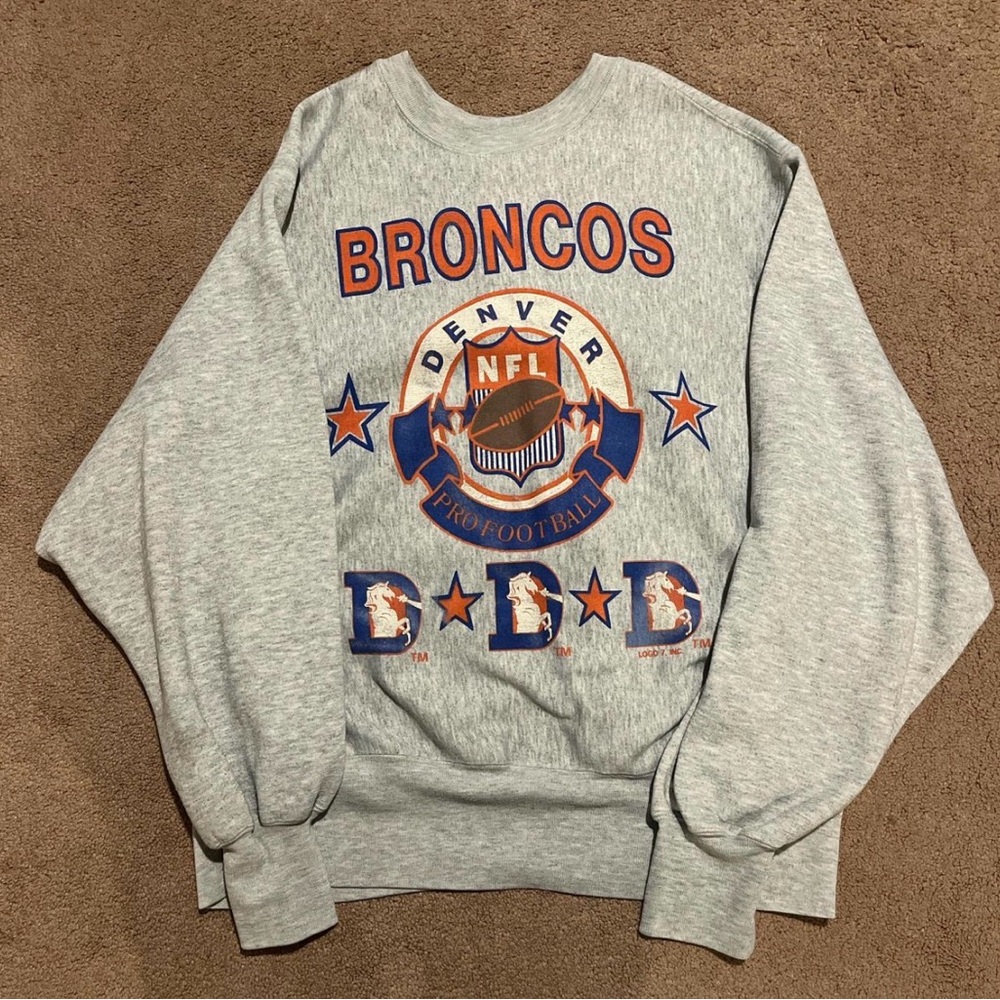 Vintage 70s 80s 90s Broncos NFL Gray Sweater